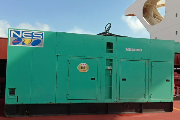 铁东如何检测发电机组中性点接地是否良好？