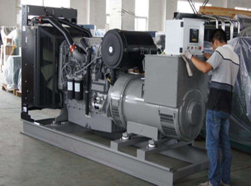 铁东柴油发电机组和储能设备配合使用的案例